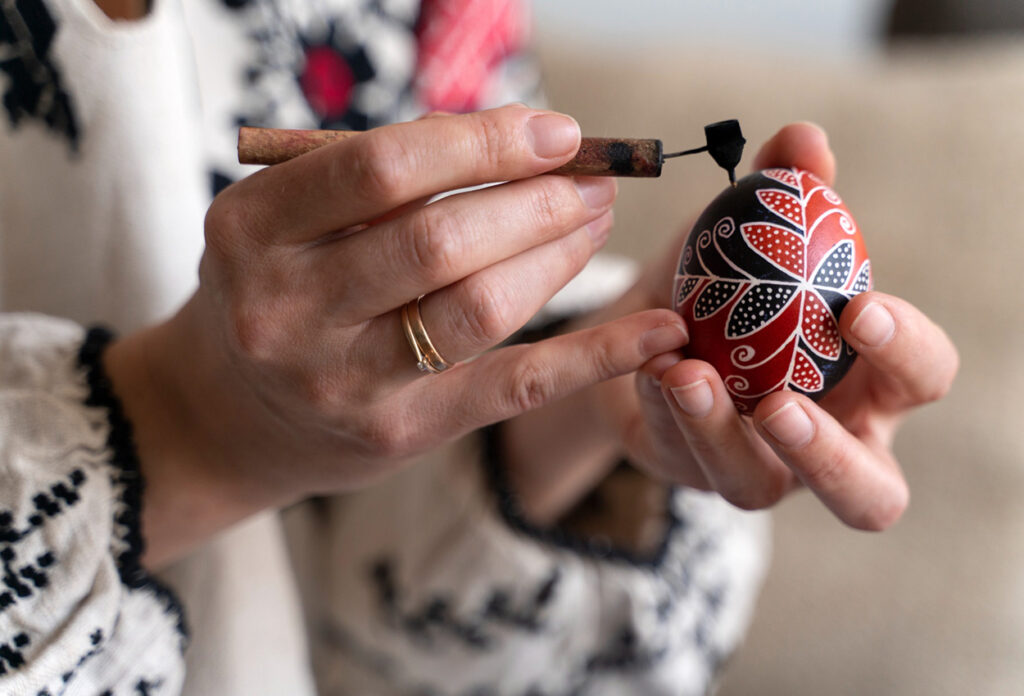 Stay Ahead with Market Trends and Global Business Insights 2149347409