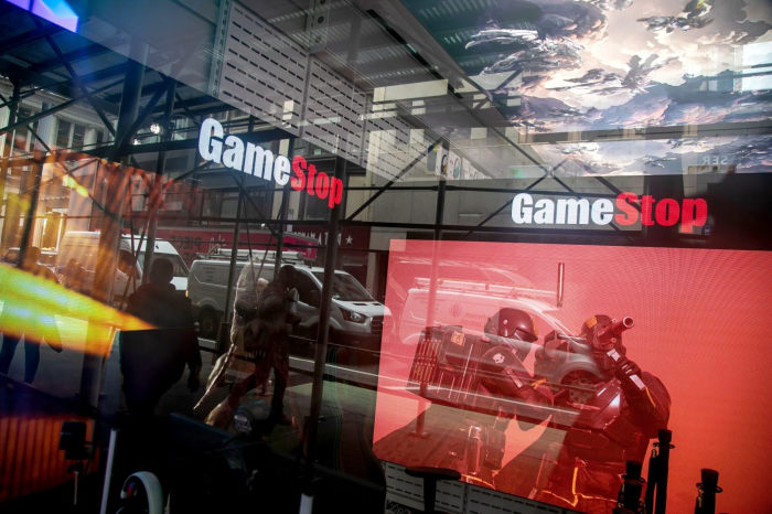OPEN股票：$1低价引爆史诗级轧空！Reddit大军狂热押注，目标$10+，下一个GameStop？